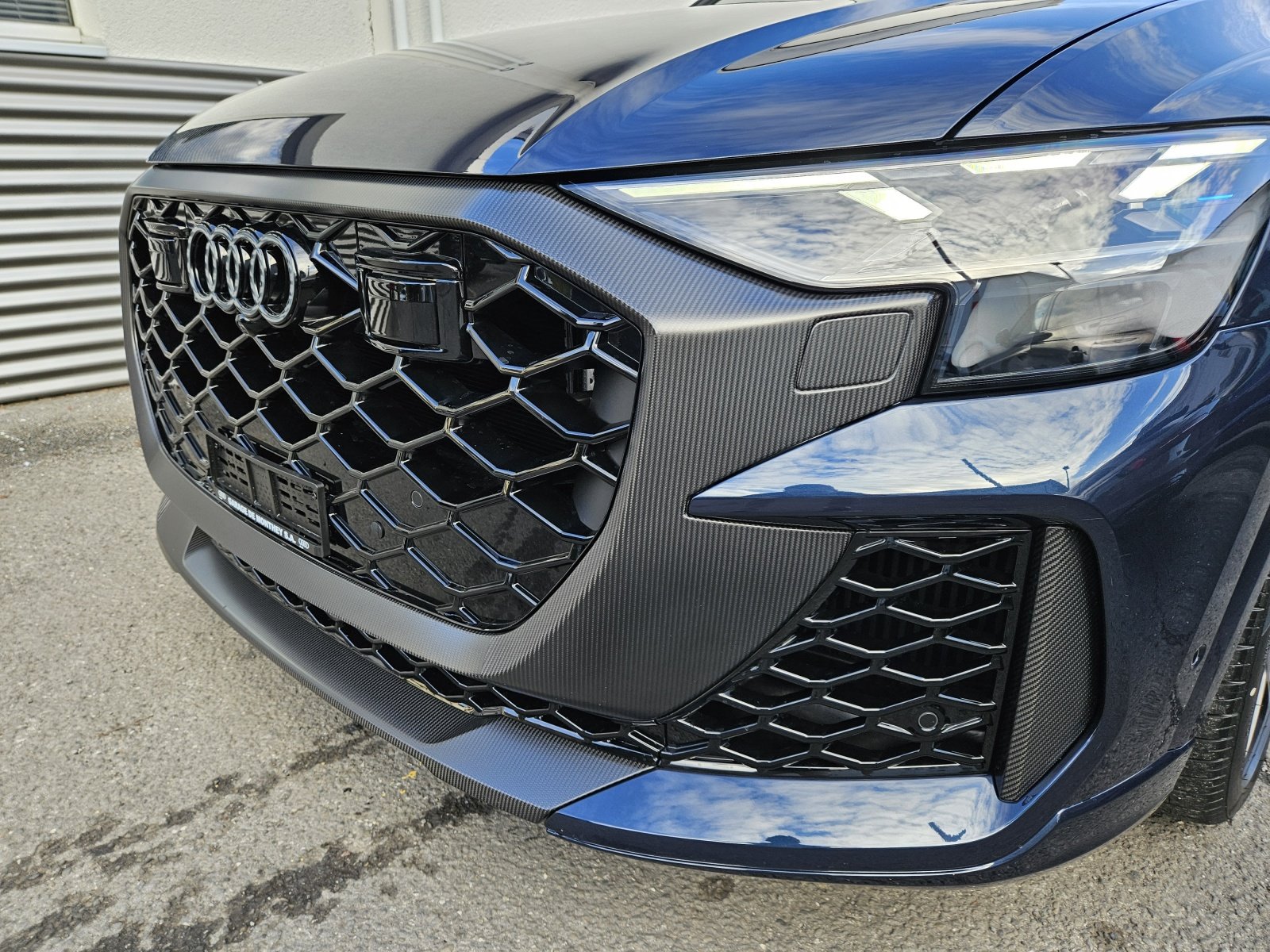 AUDI RSQ8 performance quattro, Mild-Hybrid Petrol/Electric, Ex-demonstrator, Automatic - 5