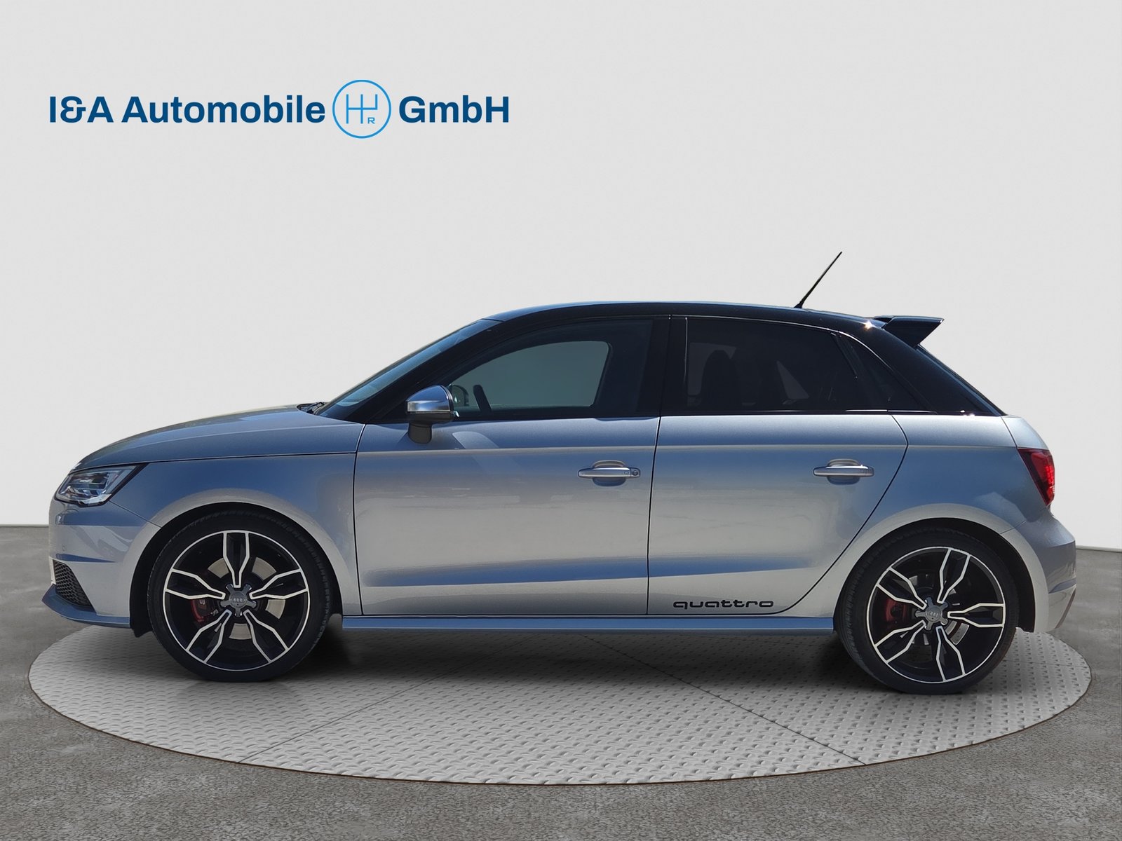 AUDI S1 Sportback 2.0 TFSI quattro, Petrol, Second hand / Used, Manual - 4