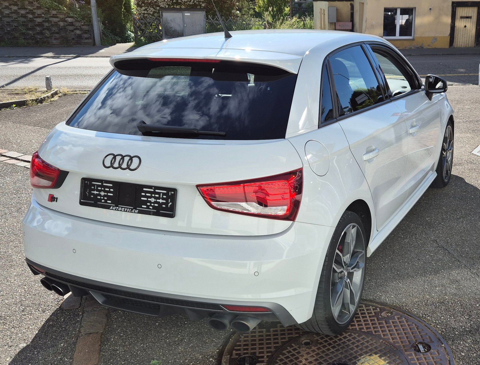 AUDI S1 2.0 TFSI quattro, Petrol, Second hand / Used, Manual - 2