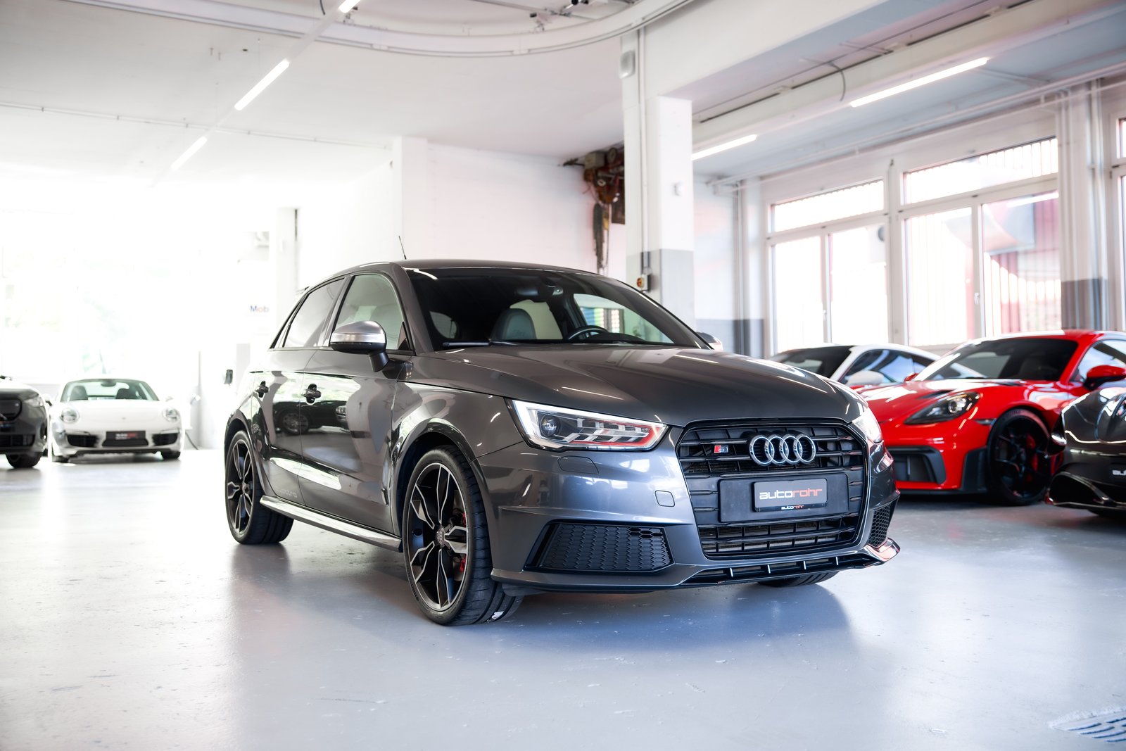 AUDI S1 Sportback 2.0 TFSI quattro, Petrol, Second hand / Used, Manual - 3