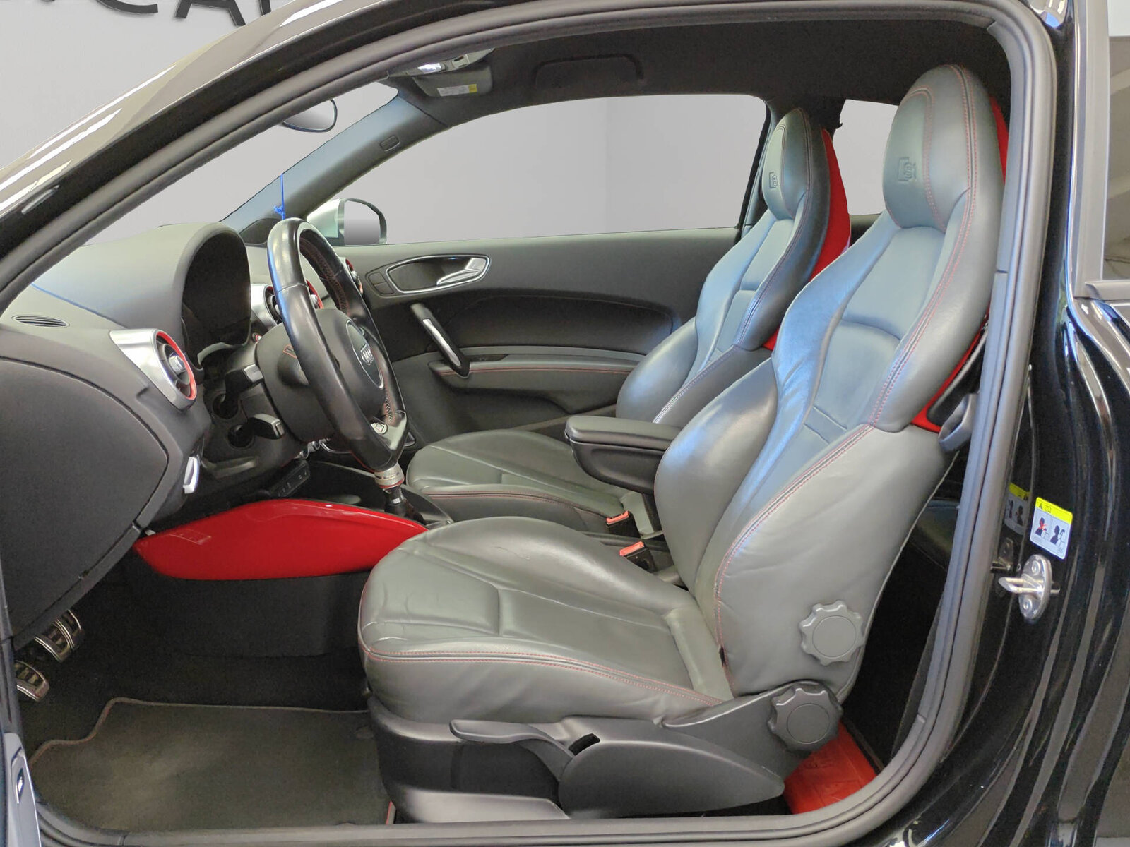 AUDI S1 2.0 TFSI quattro, Petrol, Second hand / Used, Manual - 5