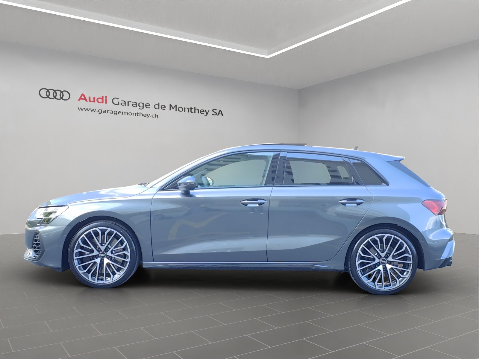 AUDI S3 Sportback TFSI quattro S-tronic, Benzin, Neuwagen, Automatik - 2