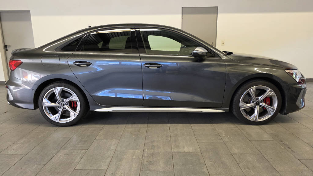 AUDI S3 Limousine 2.0 TFSI quattro S-Tronic, Mild-Hybrid Petrol/Electric, Second hand / Used, Automatic - 3