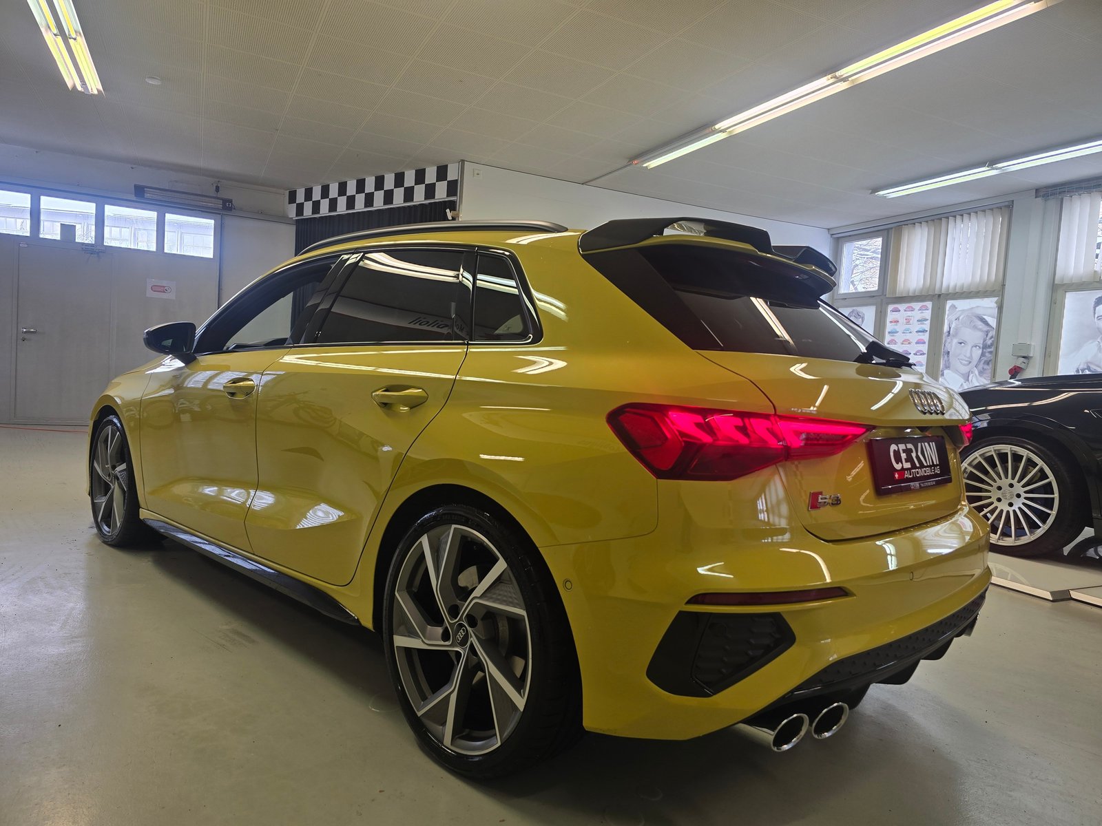 AUDI S3 Sportback 2.0 TFSI quattro CARBON - Sonderlackierung, Essence, Occasion / Utilisé, Automatique - 3