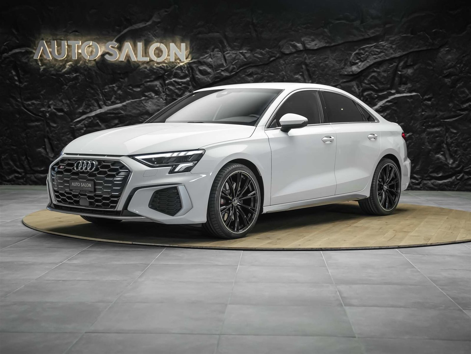 AUDI S3 Limousine 2.0 TFSI quattro S-tronic *19 Felgen*Absta