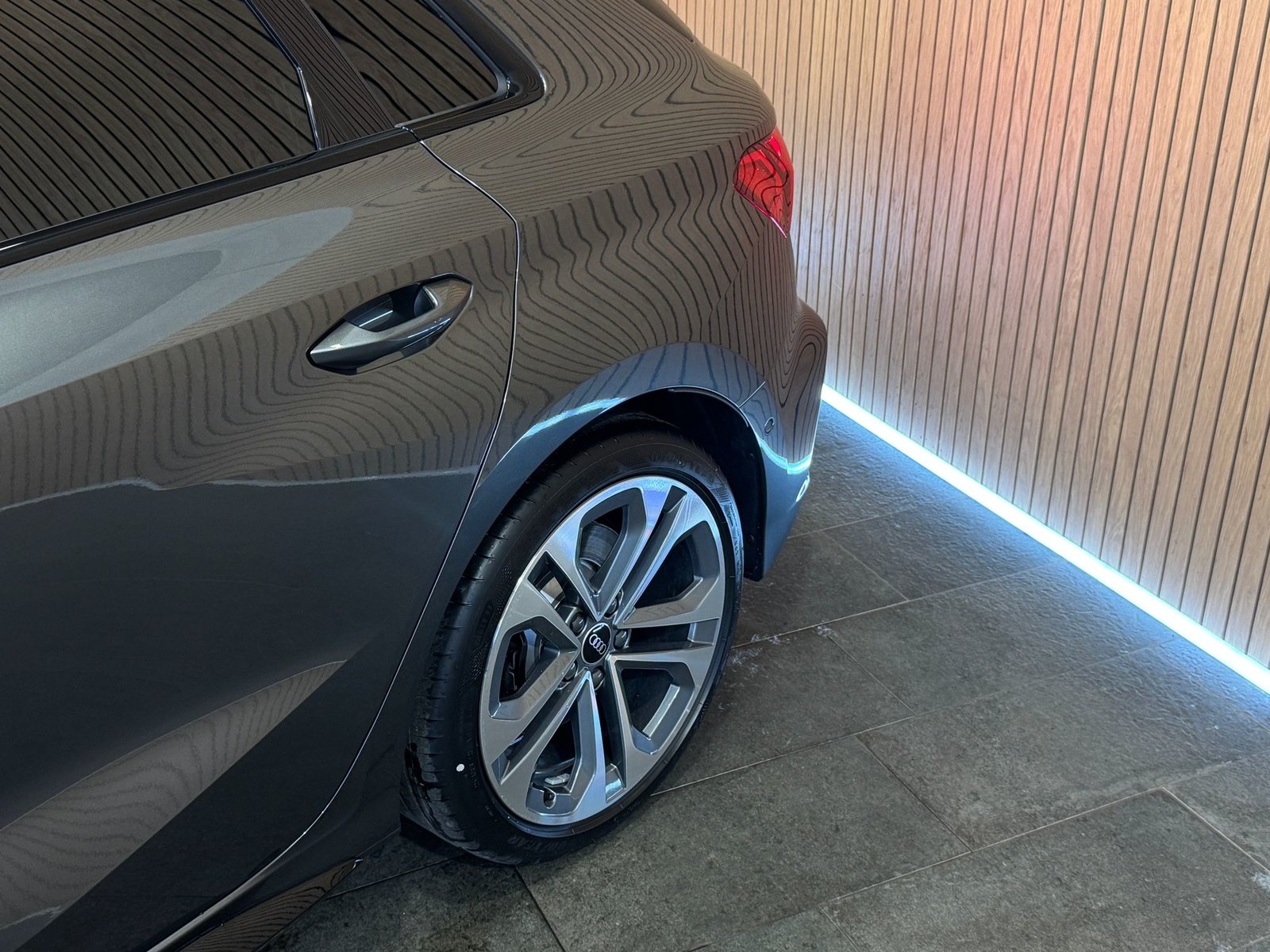 AUDI S3 Sportback TFSI quattro S-tronic, Benzin, Occasion / Gebraucht, Automatik - 4