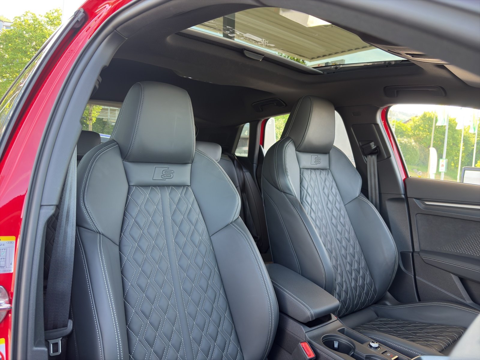 AUDI S3 Sportback 2.0 TFSI quattro S-Tronic, Hybride Léger Essence/Électricité, Occasion / Utilisé, Automatique - 7
