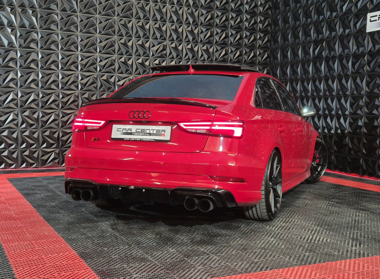 AUDI S3 Limousine 2.0 TFSI quattro S-tronic, RS-LOOK, OHNE O, Benzina, Occasioni / Usate, Automatico - 2