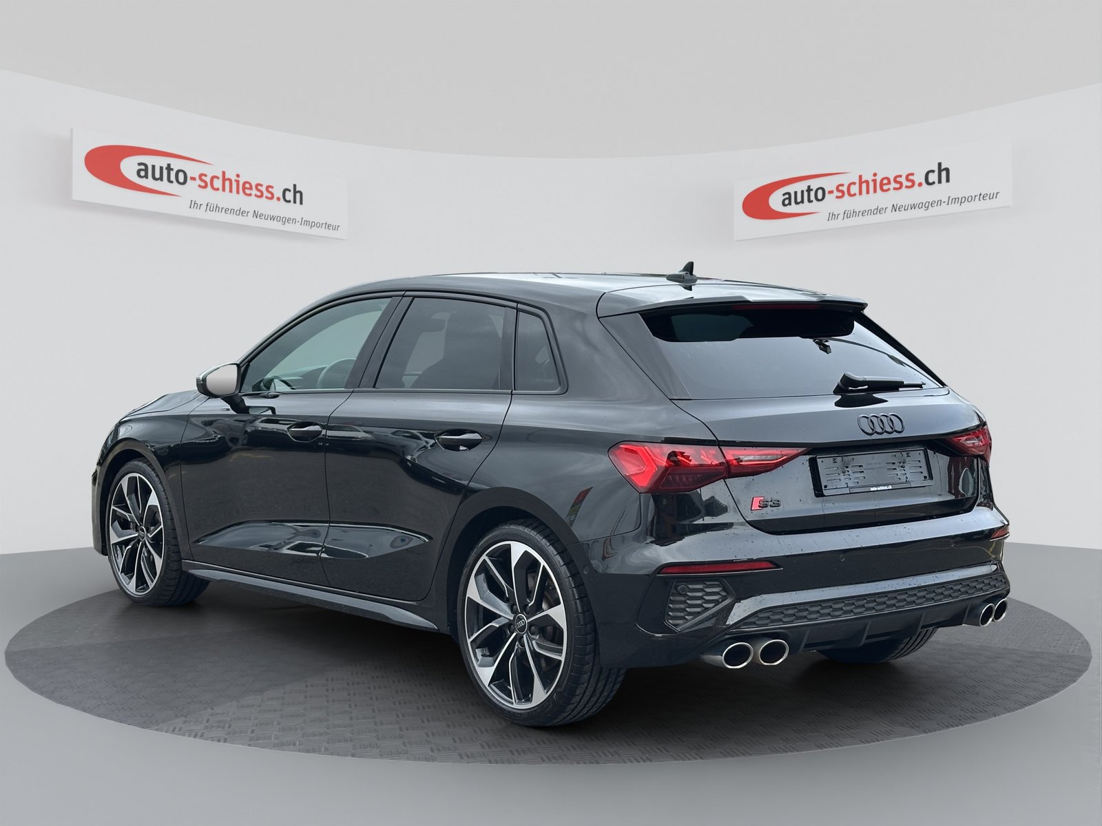 AUDI S3 Sportback 2.0 TFSI quattro Schwarz Plus S-tronic, Petrol, Second hand / Used, Automatic - 3