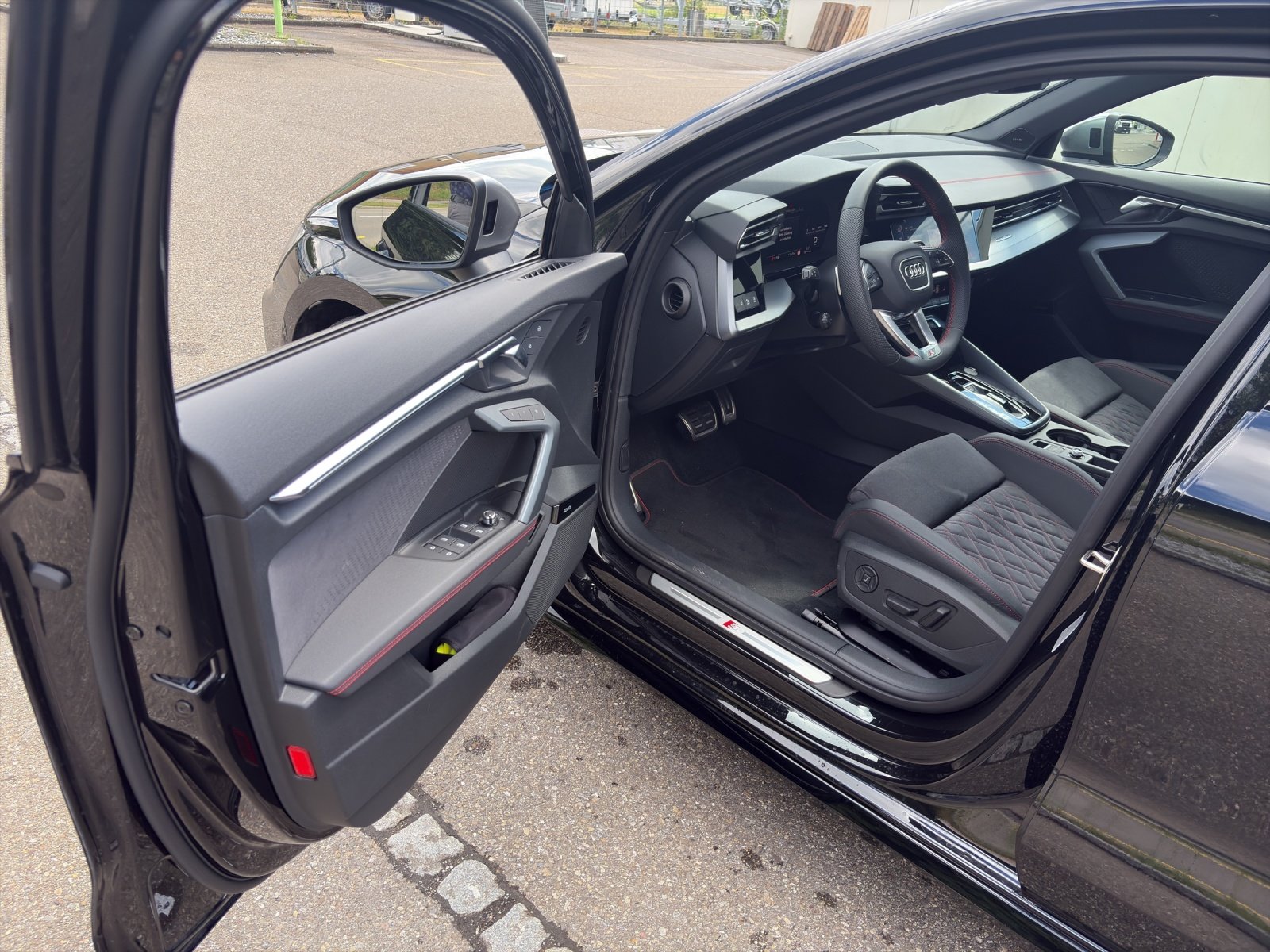 AUDI S3 Sportback 2.0 TFSI quattro S-Tronic, Mild-Hybrid Petrol/Electric, Second hand / Used, Automatic - 5