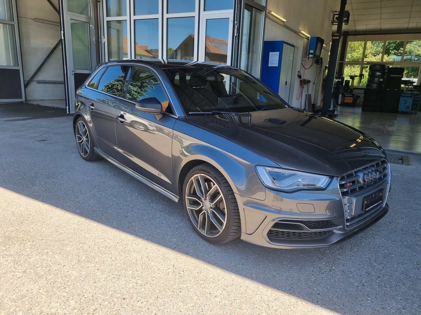 AUDI S3 Sportback 2.0 TFSI quattro S-tronic, Benzin, Occasion / Gebraucht, Automatik - 2