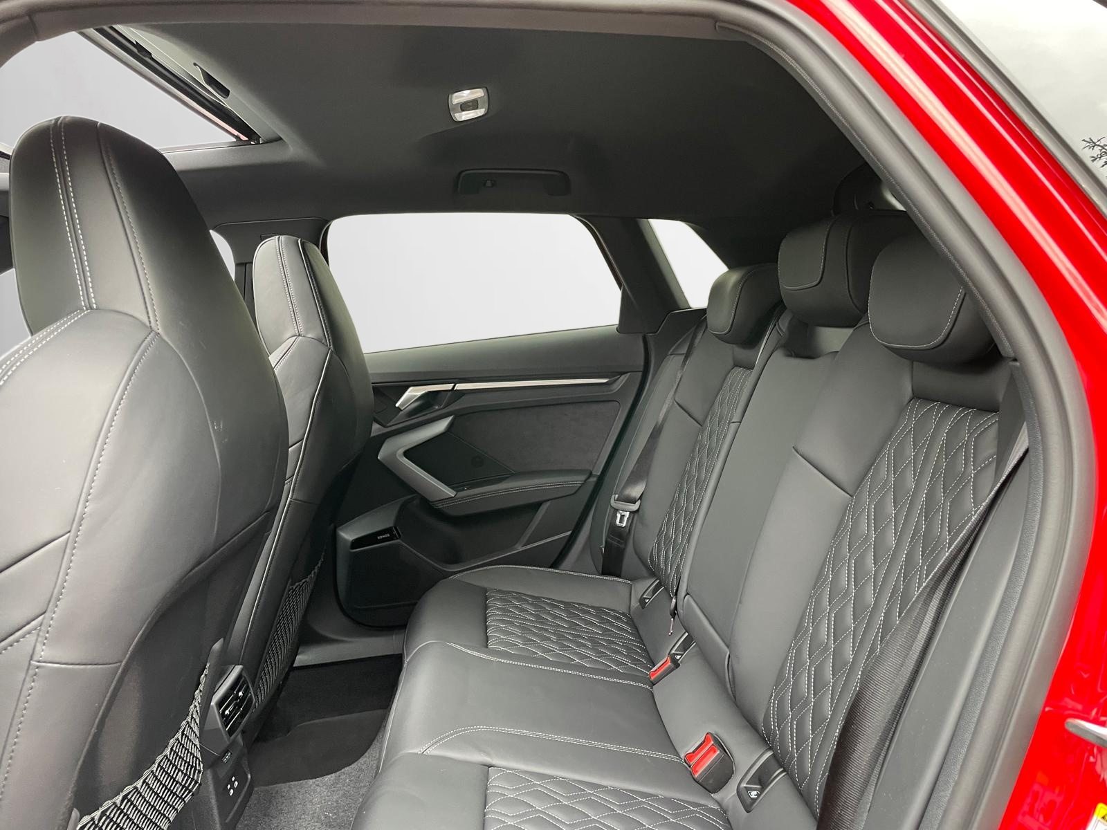 AUDI S3 Sportback, Benzin, Occasion / Gebraucht, Automatik - 7