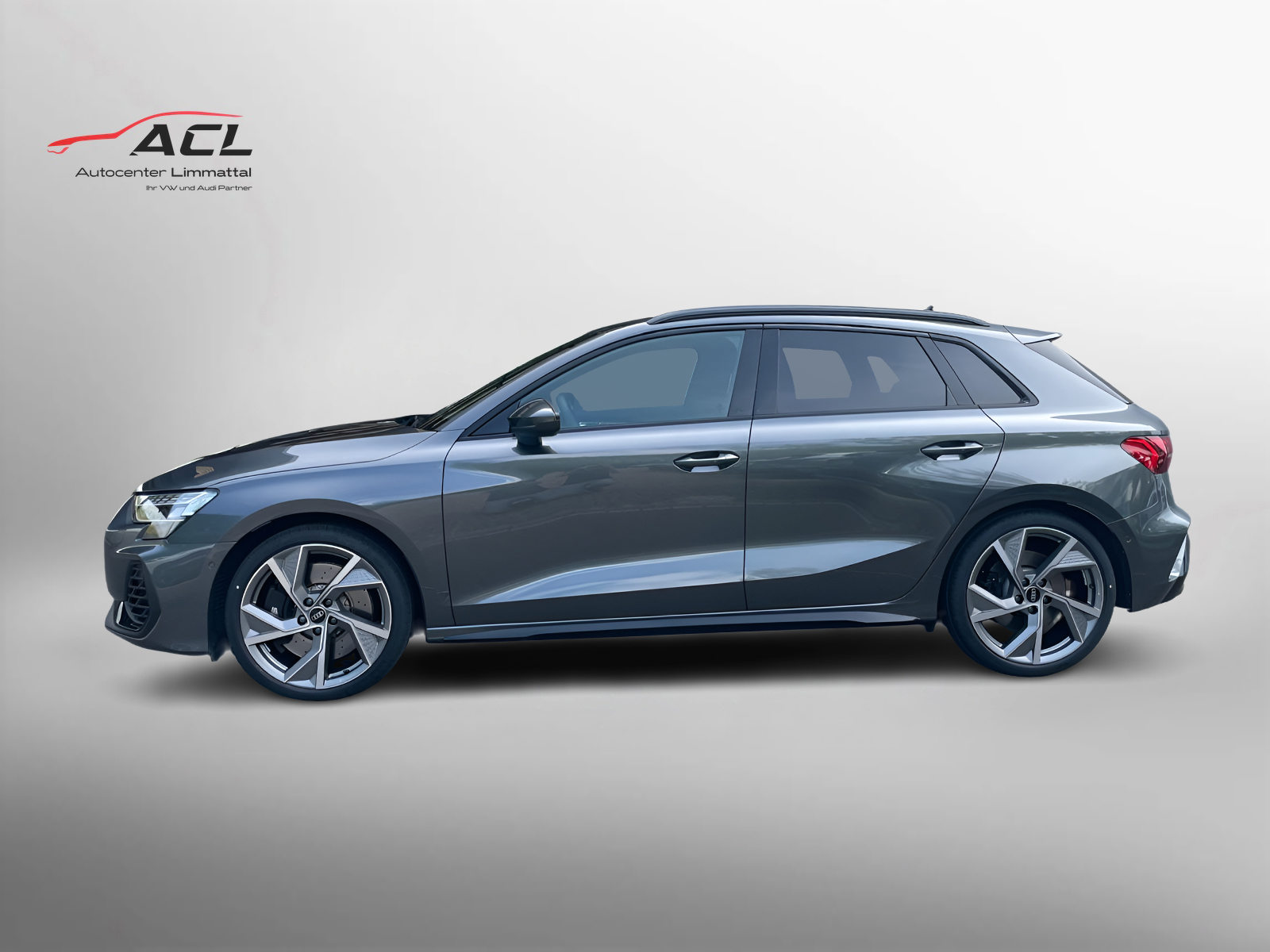 AUDI S3 Sportback, Benzin, Occasion / Gebraucht, Automatik - 3