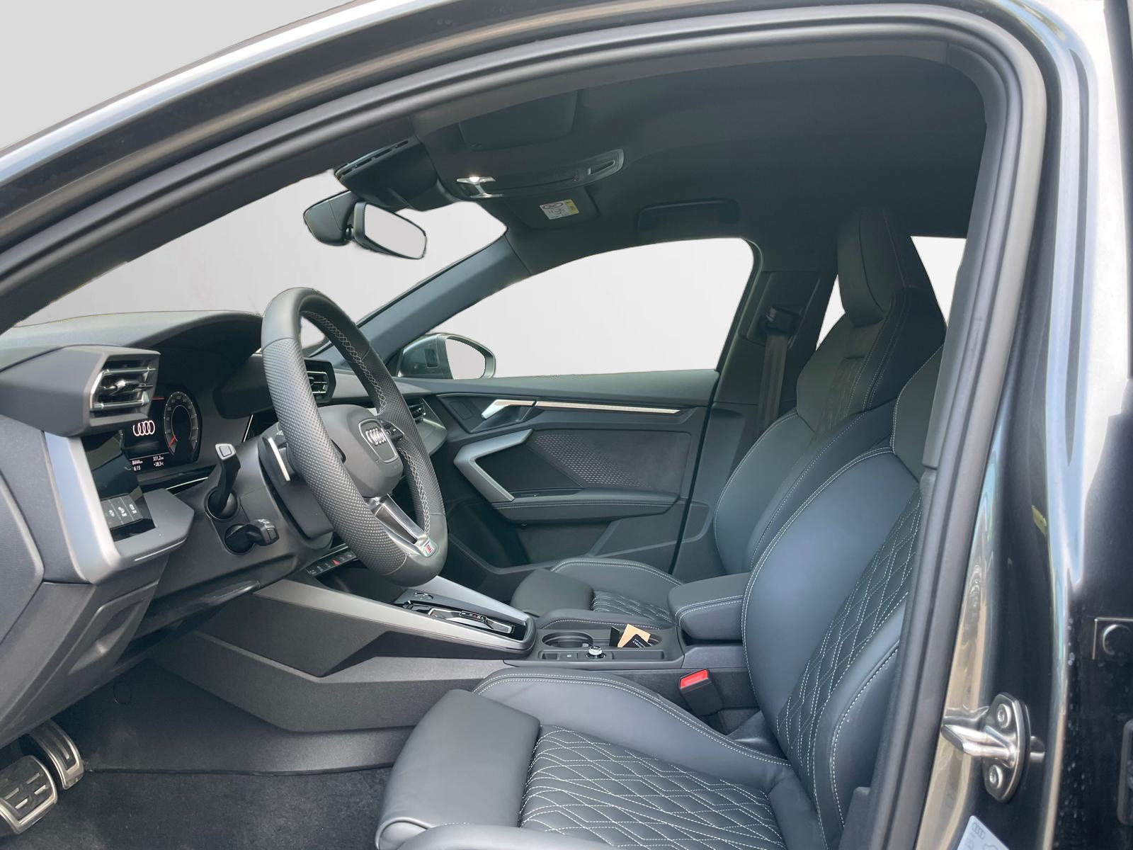AUDI S3 Sportback, Benzin, Occasion / Gebraucht, Automatik - 5