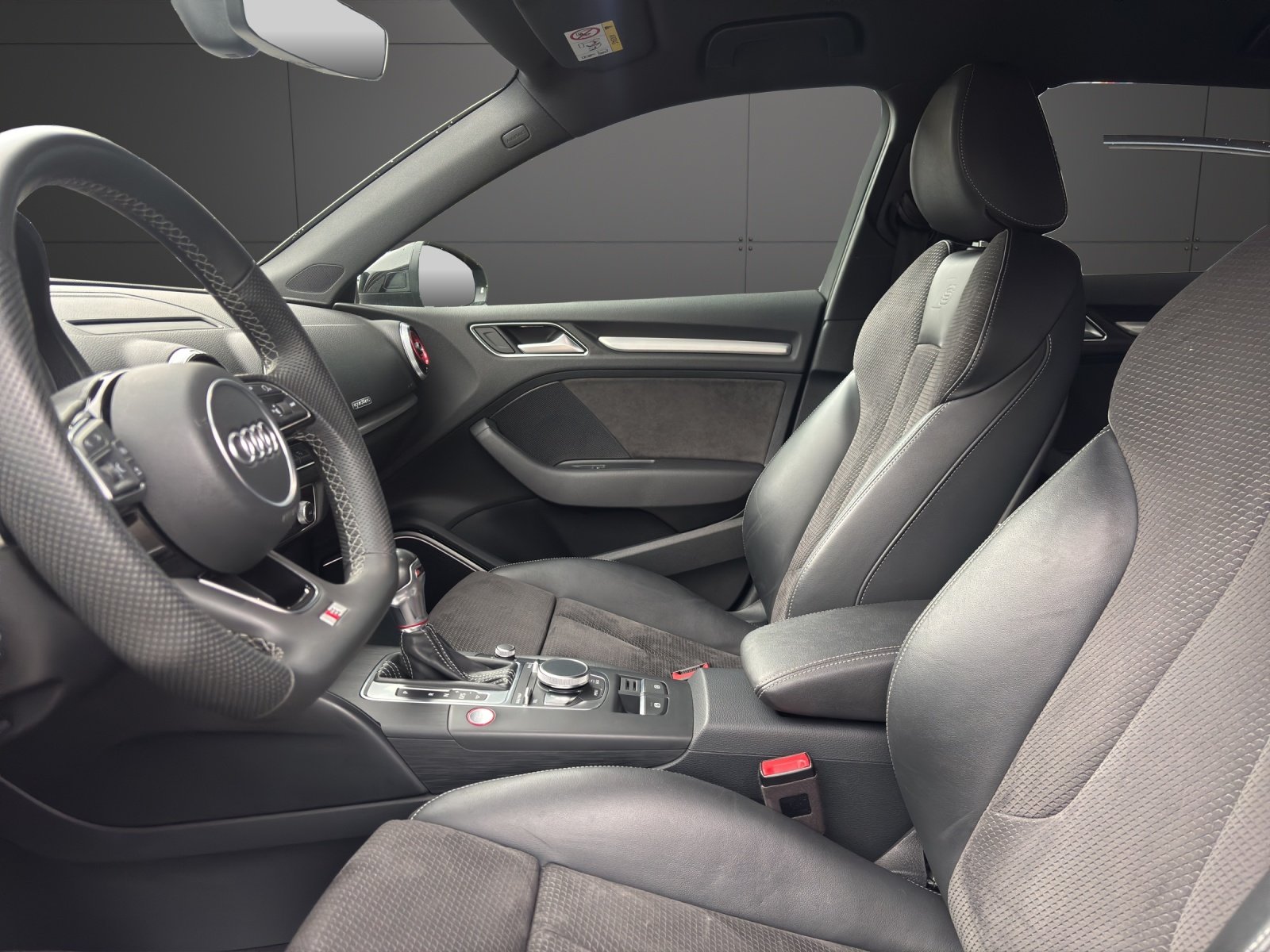 AUDI S3 Sportback 2.0 TFSI quattro S-tronic, Benzin, Occasion / Gebraucht, Automatik - 3