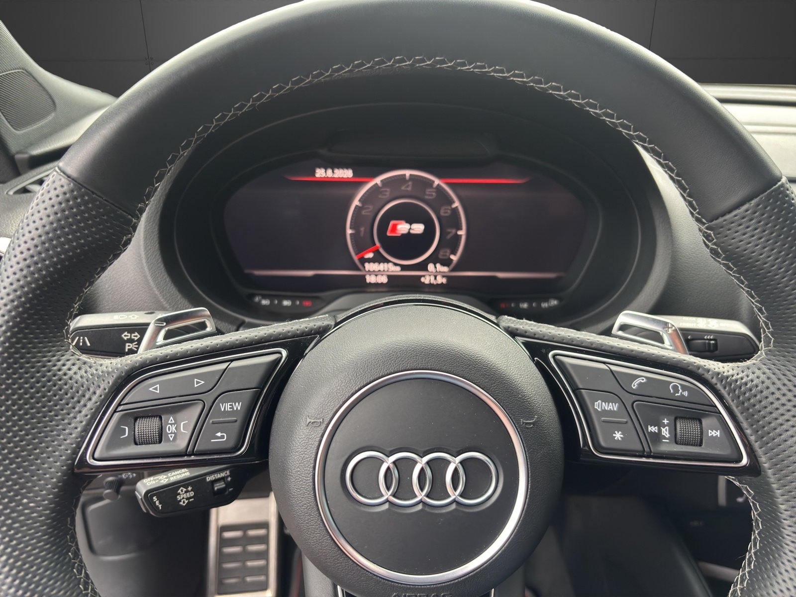 AUDI S3 Sportback 2.0 TFSI quattro S-tronic, Benzin, Occasion / Gebraucht, Automatik - 7