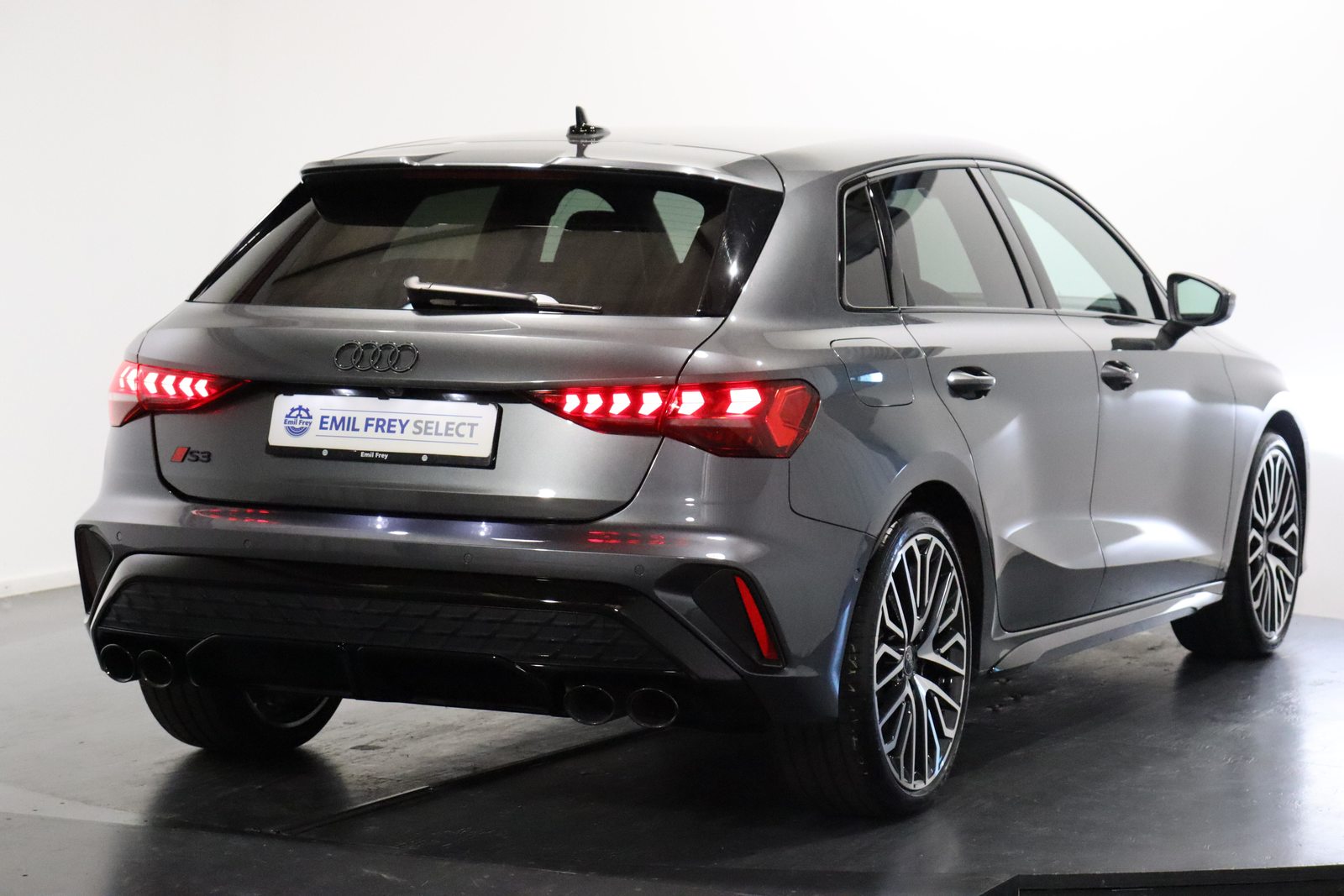 AUDI S3 Sportback 2.0 TFSI quattro S-Tronic, Hybride Léger Essence/Électricité, Occasion / Utilisé, Automatique - 5