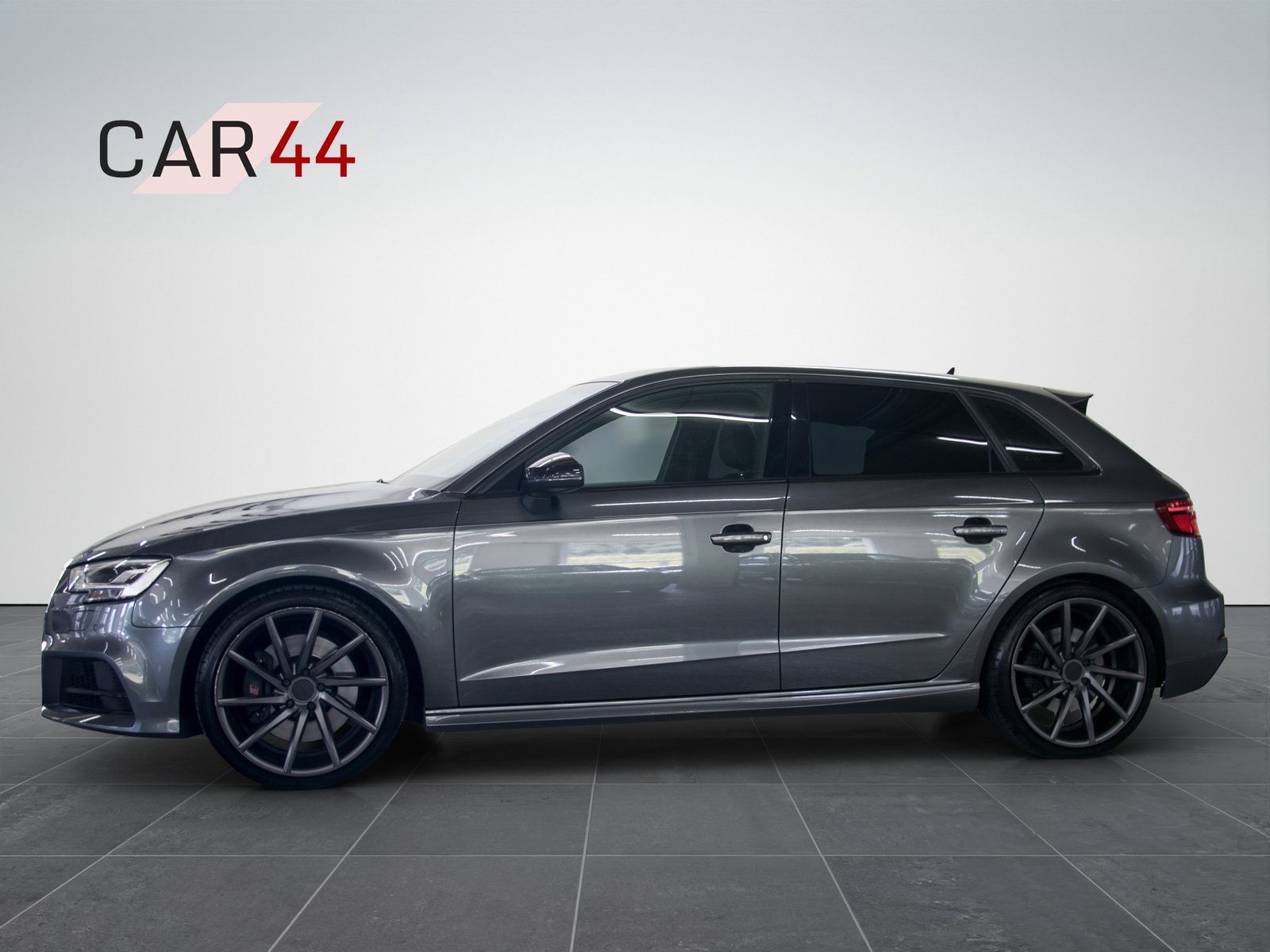 AUDI S3 Sportback 2.0 TFSI quattro S-tronic, Petrol, Second hand / Used, Automatic - 2