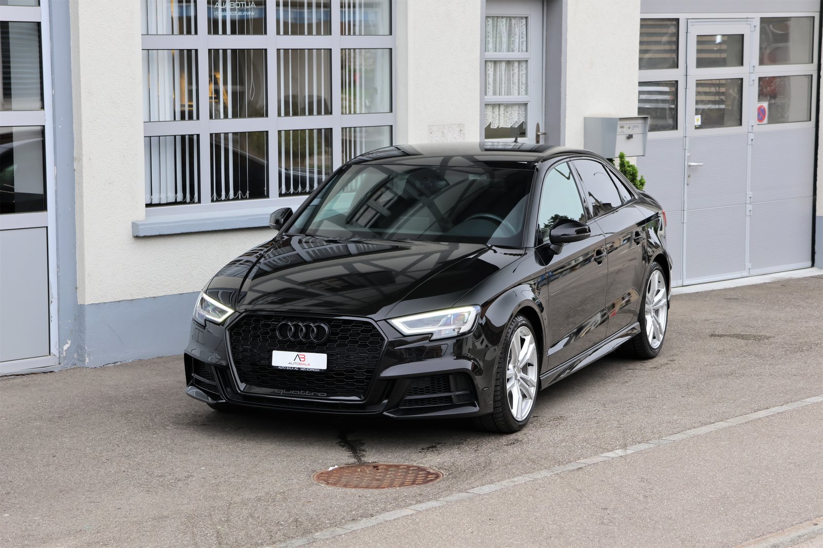 AUDI S3 Limousine 2.0 TFSI quattro S-tronic