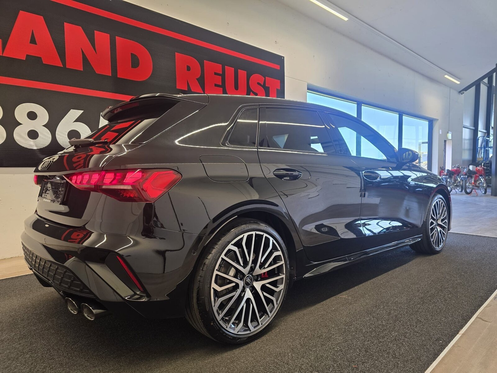 AUDI S3 Sportback TFSI quattro S-tronic, Essence, Occasion / Utilisé, Automatique - 5
