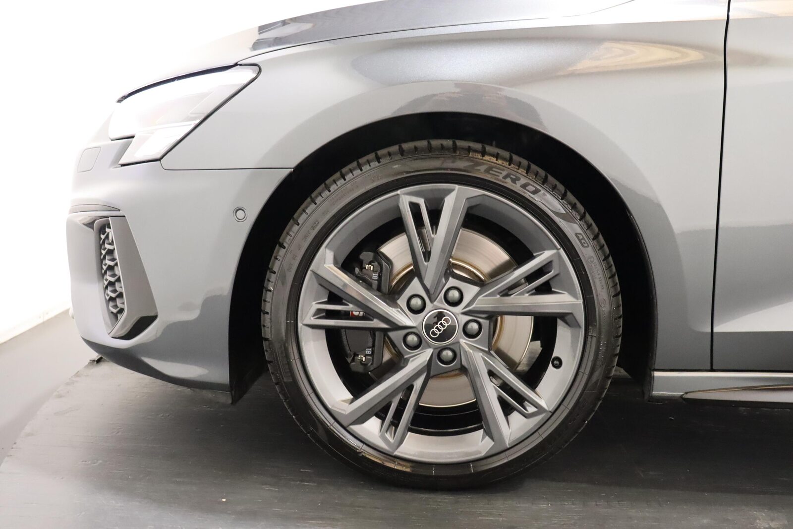 AUDI S3 Sportback 2.0 TFSI quattro S-Tronic, Mild-Hybrid Benzin/Elektro, Occasion / Gebraucht, Automatik - 4