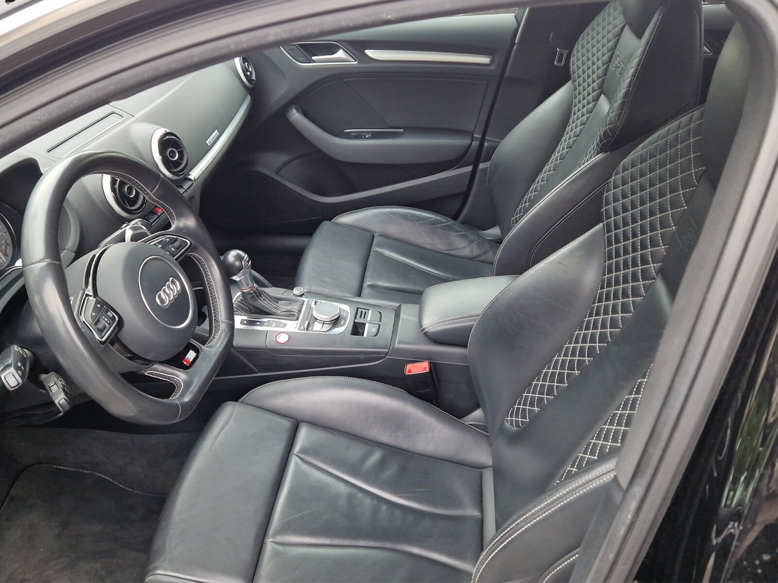 AUDI S3 Sportback 2.0 T FSI quattro S-Tronic, Benzin, Occasion / Gebraucht, Automatik - 4