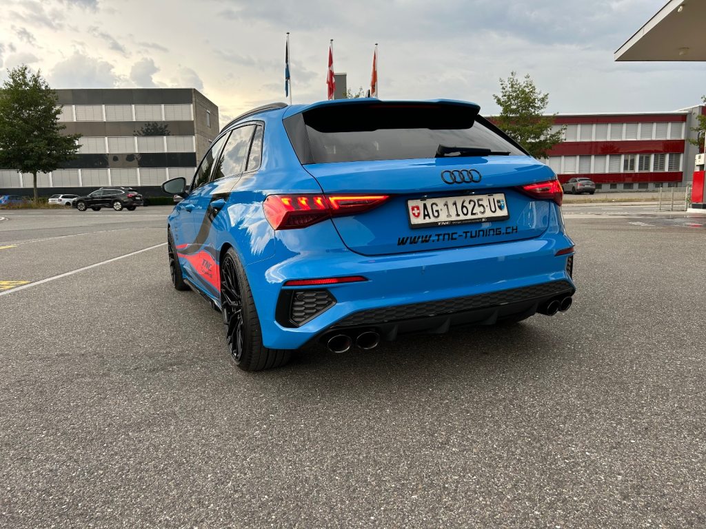 AUDI S3 2.0 TFSI quattro S-Tronic, Mild-Hybrid Petrol/Electric, Ex-demonstrator, Automatic - 4