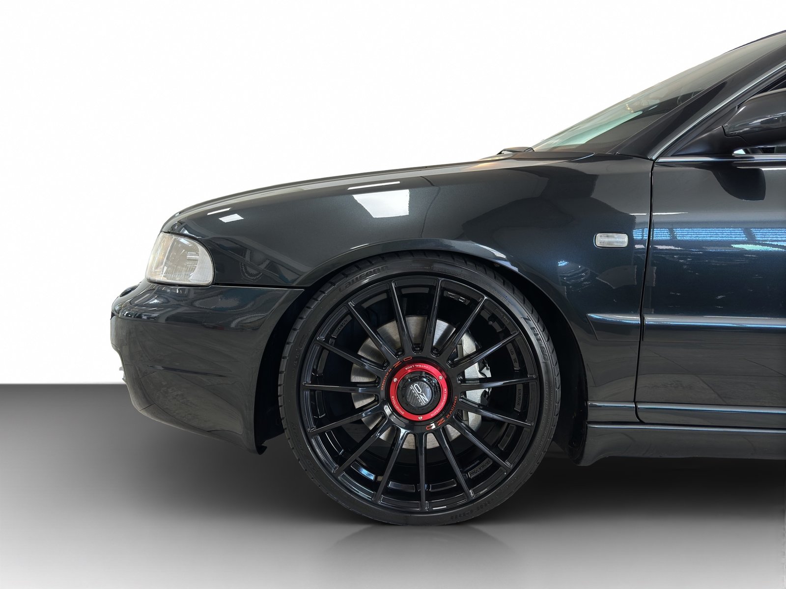 AUDI AUDI S4 Avant Quattro 2.7 V6 Bi-turbo, Benzin, Occasion / Gebraucht, Handschaltung - 2