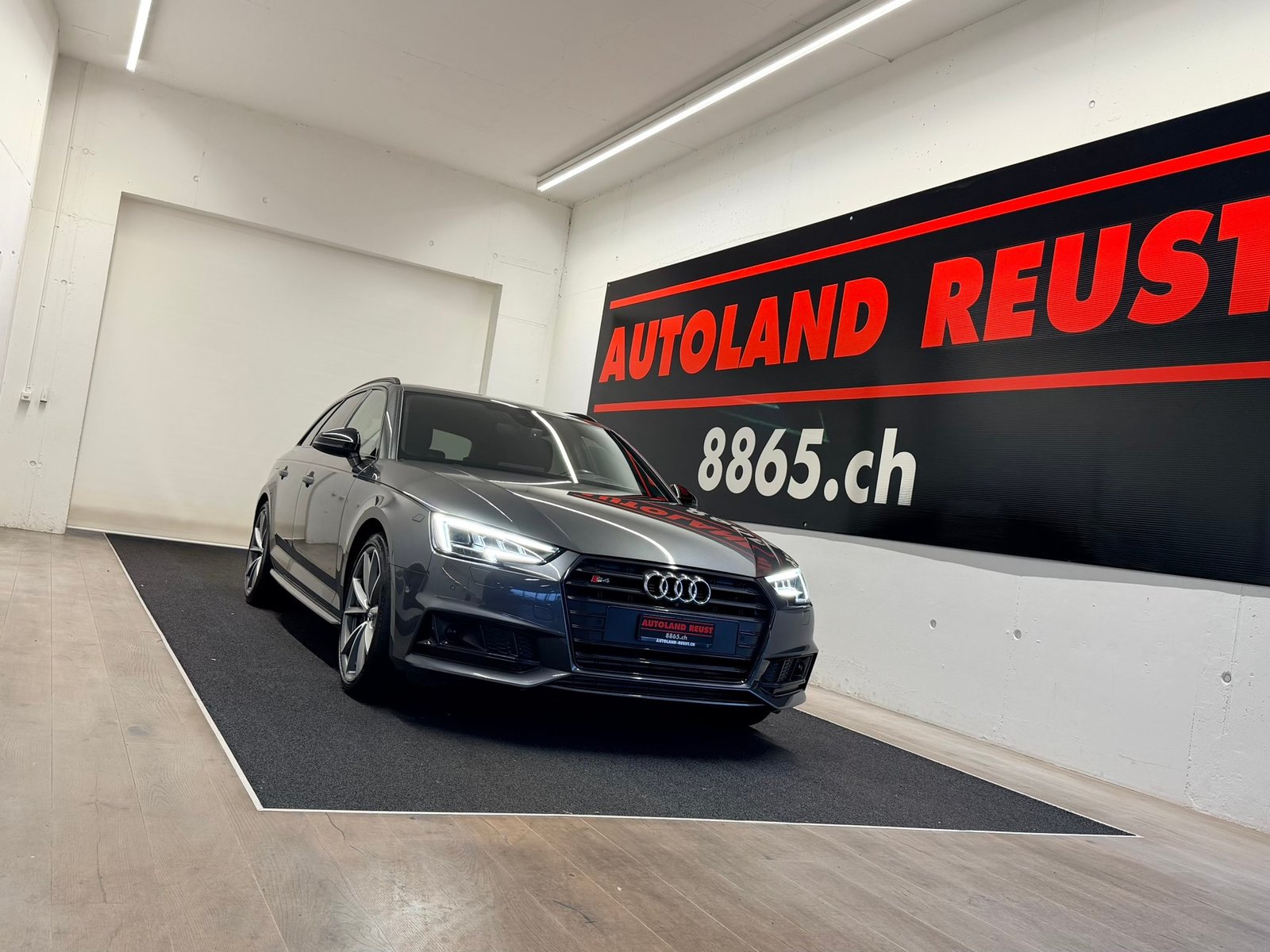 AUDI S4 Avant 3.0 TFSI quattro tiptronic