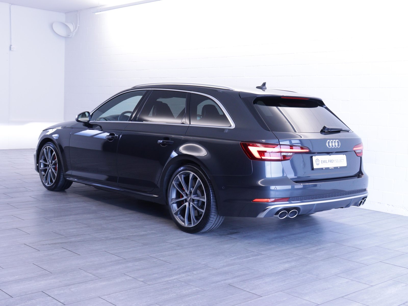 AUDI S4 Avant 3.0 V6 TFSI quattro S-Tronic, Benzin, Occasion / Gebraucht, Automatik - 4