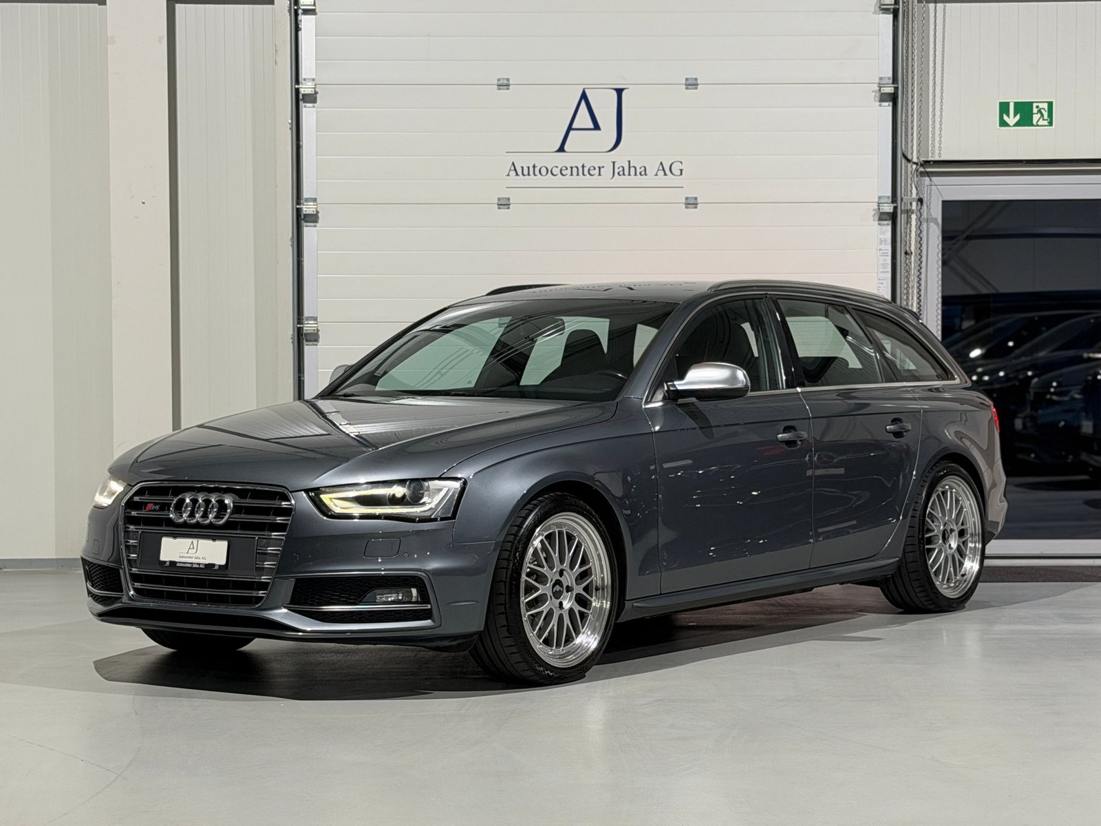 AUDI S4 Avant 3.0 TFSI quattro S-tronic, Benzin, Occasion / Gebraucht, Automatik - 3
