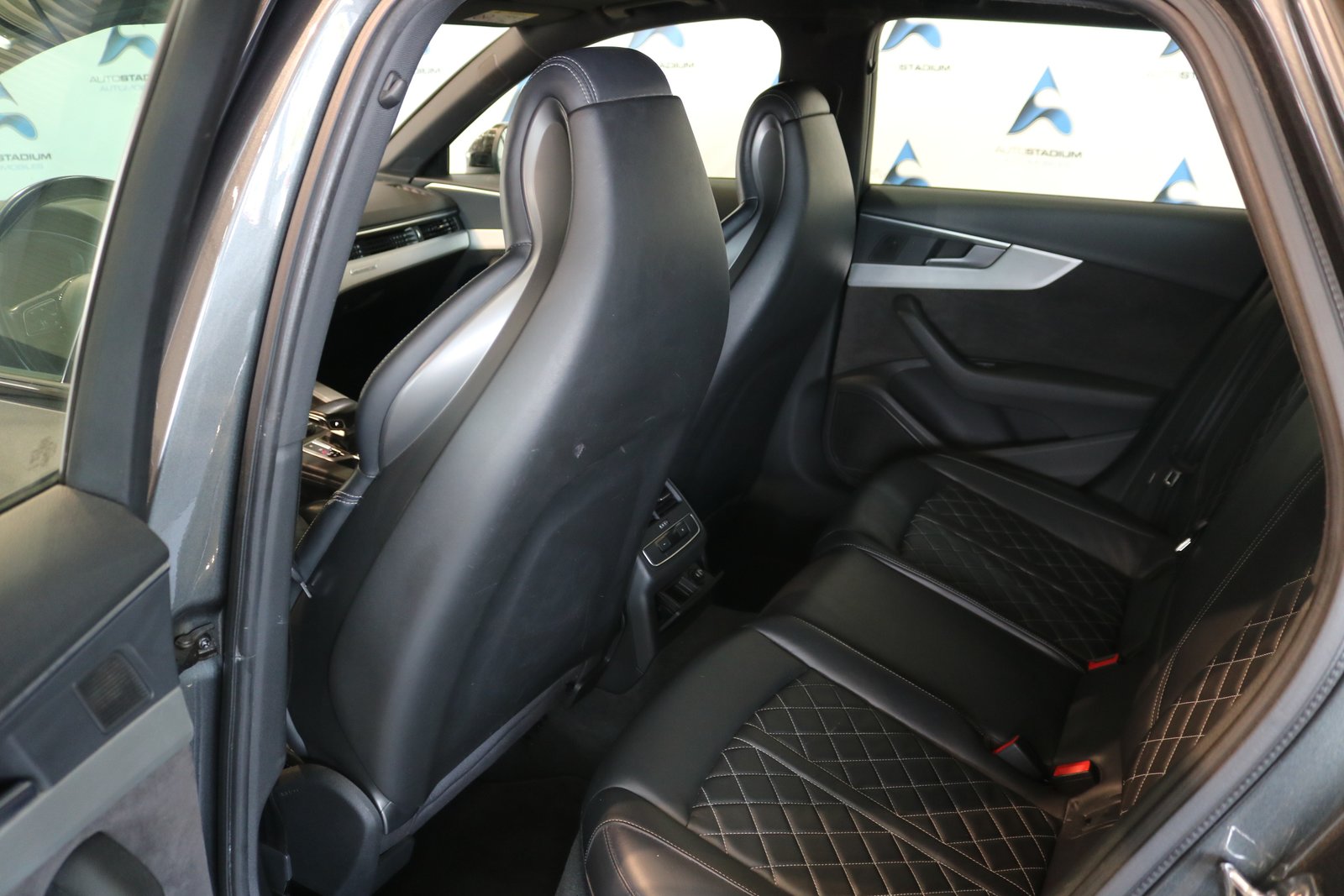 AUDI S4 Avant 3.0 TFSI quattro tiptronic, Benzin, Occasion / Gebraucht, Automatik - 6