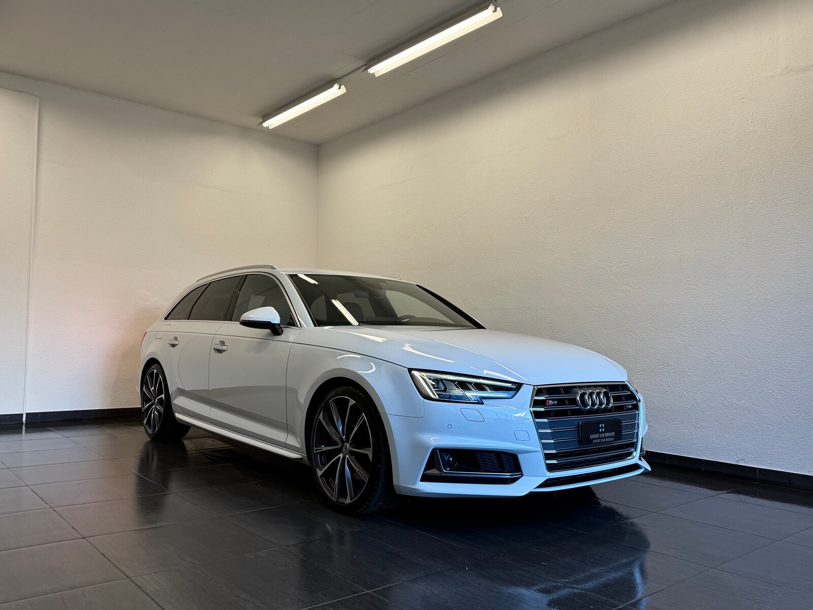 AUDI S4 Avant 3.0 TFSI quattro tiptronic 1'900 Kg Anhängela, Benzin, Occasion / Gebraucht, Automatik - 2