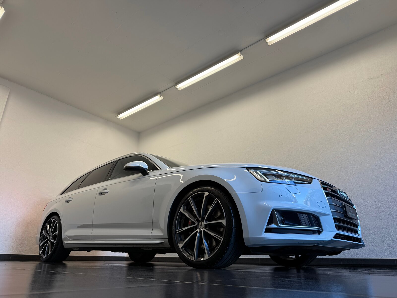 AUDI S4 Avant 3.0 TFSI quattro tiptronic 1'900 Kg Anhängela, Benzin, Occasion / Gebraucht, Automatik - 3