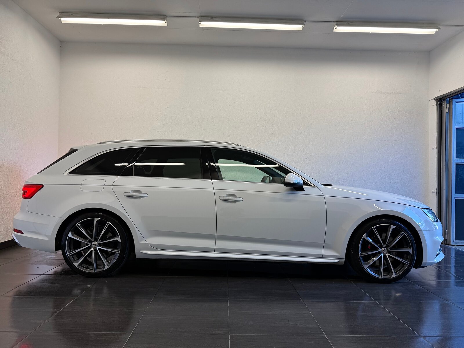AUDI S4 Avant 3.0 TFSI quattro tiptronic 1'900 Kg Anhängela, Benzin, Occasion / Gebraucht, Automatik - 5