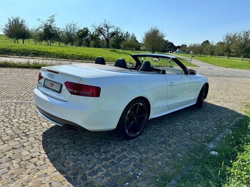 AUDI S5 Cabriolet 3.0 V6 TFSI quattro S-Tronic, Benzin, Occasion / Gebraucht, Automatik - 4