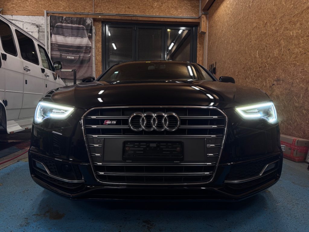AUDI S5 3.0 V6 TFSI quattro S-Tronic