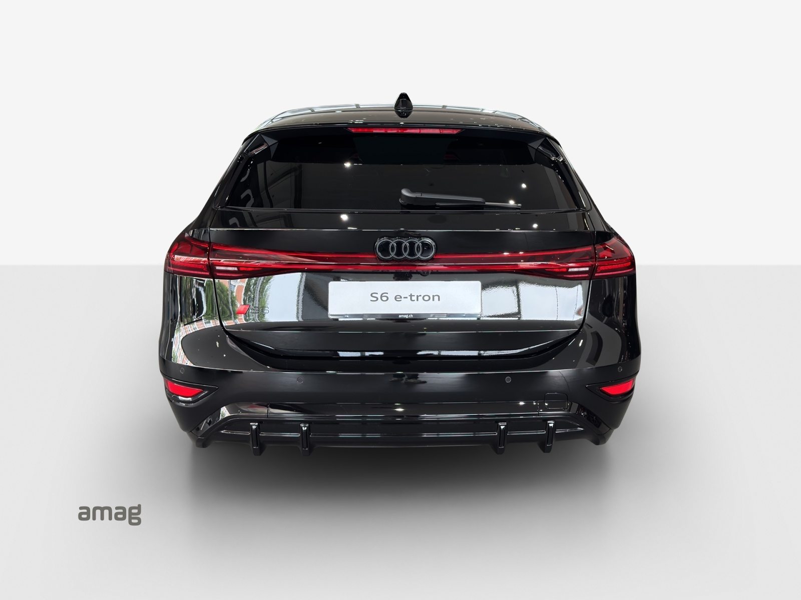 AUDI S6 Avant e-tron, Electric, New car, Automatic - 4