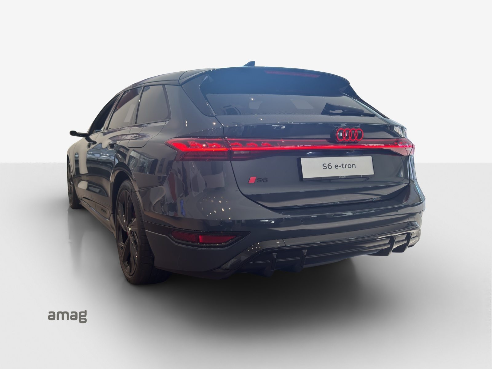 AUDI S6 Avant e-tron, Electric, Second hand / Used, Automatic - 3