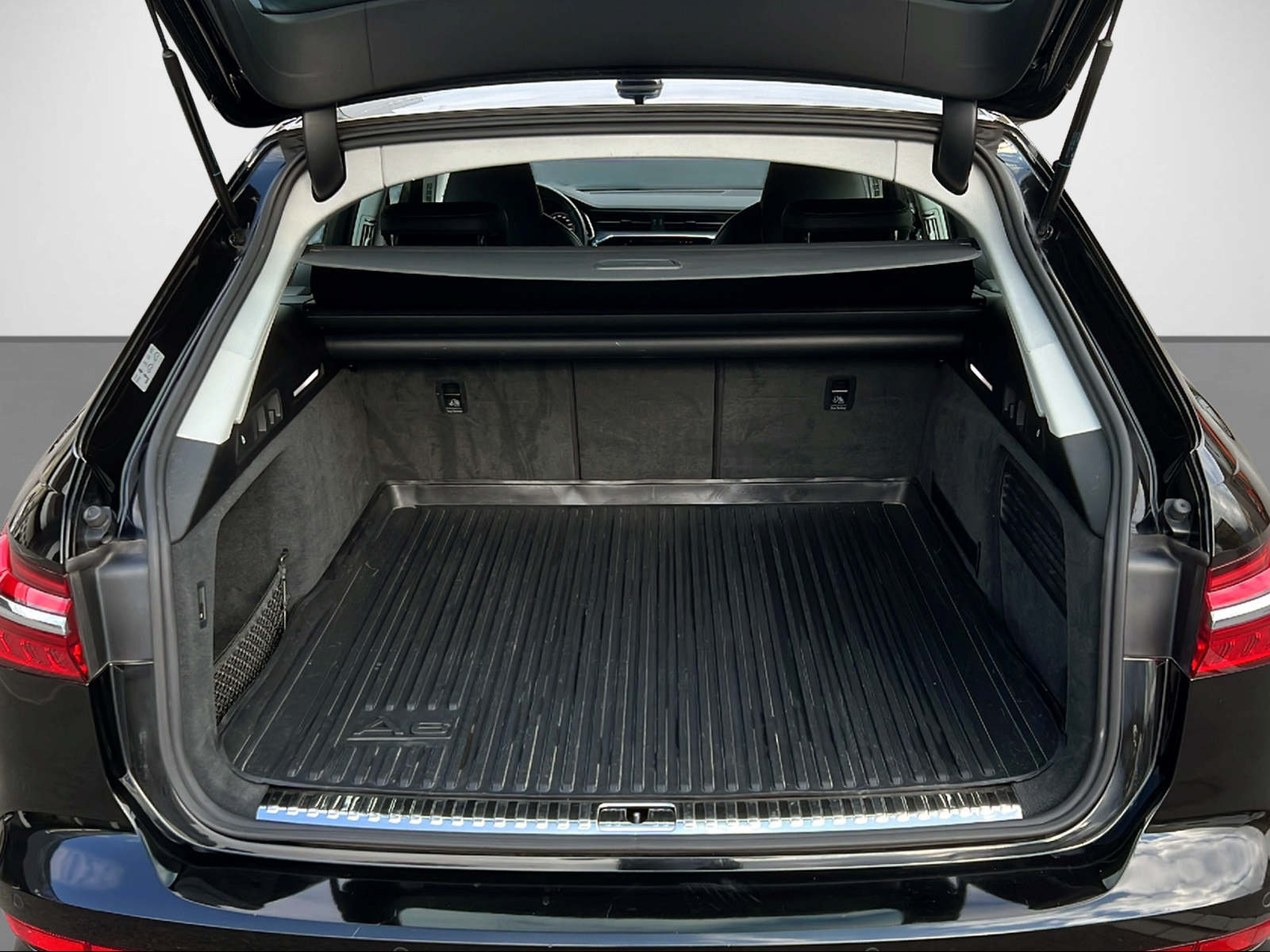 AUDI S6 Avant 3.0 V6 TDI quattro T-Tronic, Mild-Hybrid Diesel/Electric, Second hand / Used, Automatic - 6