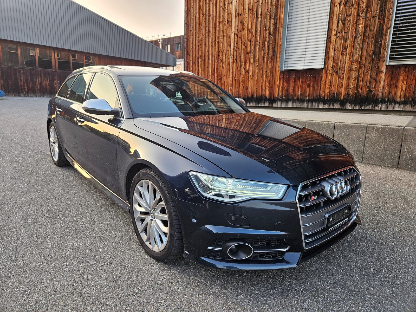 AUDI S6 Avant 4.0 TFSI V8 quattro S-tronic