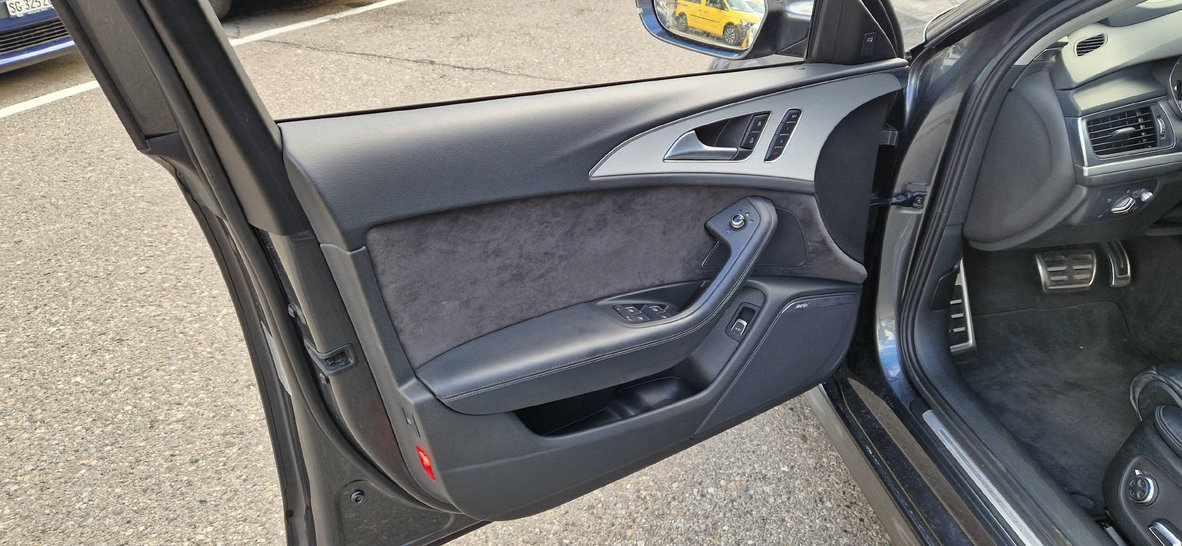 AUDI S6 Avant 4.0 V8 TFSI quattro S-Tronic, Benzin, Occasion / Gebraucht, Automatik - 3