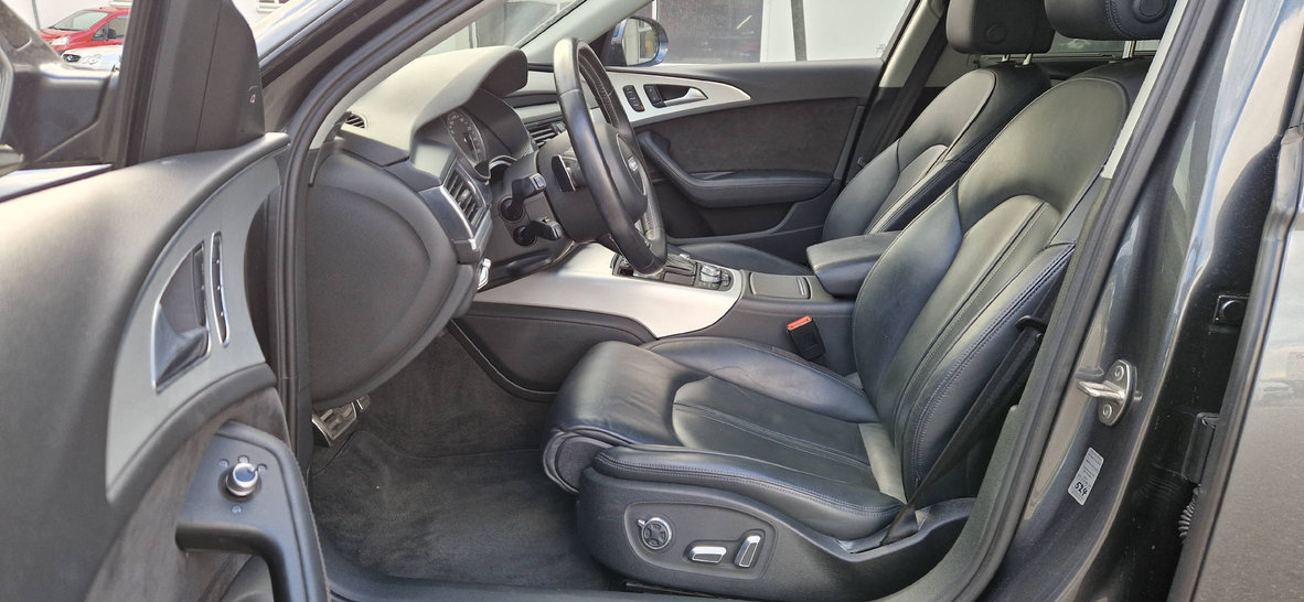 AUDI S6 Avant 4.0 V8 TFSI quattro S-Tronic, Benzin, Occasion / Gebraucht, Automatik - 7