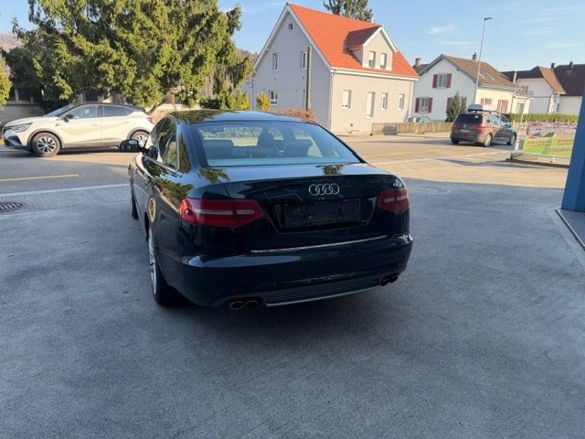 AUDI S6 Limousine 5.2 V10 quattro tiptronic, Benzin, Occasion / Gebraucht, Automatik - 4