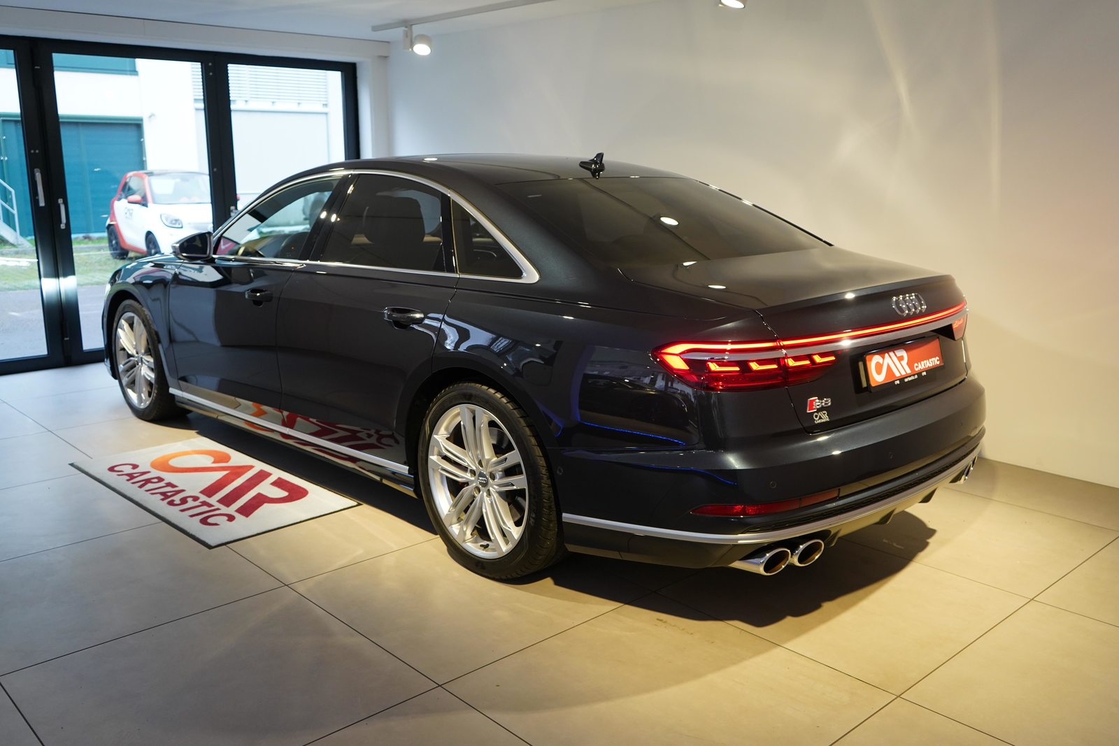 AUDI S8 4.0 V8 TFSI quattro T-Tronic, Mild-Hybrid Petrol/Electric, Second hand / Used, Automatic - 3