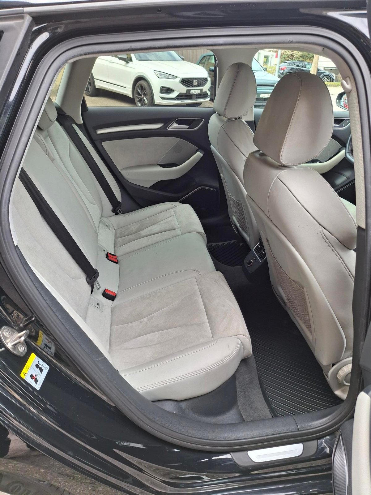 AUDI Sport, Essence, Occasion / Utilisé, Automatique - 5