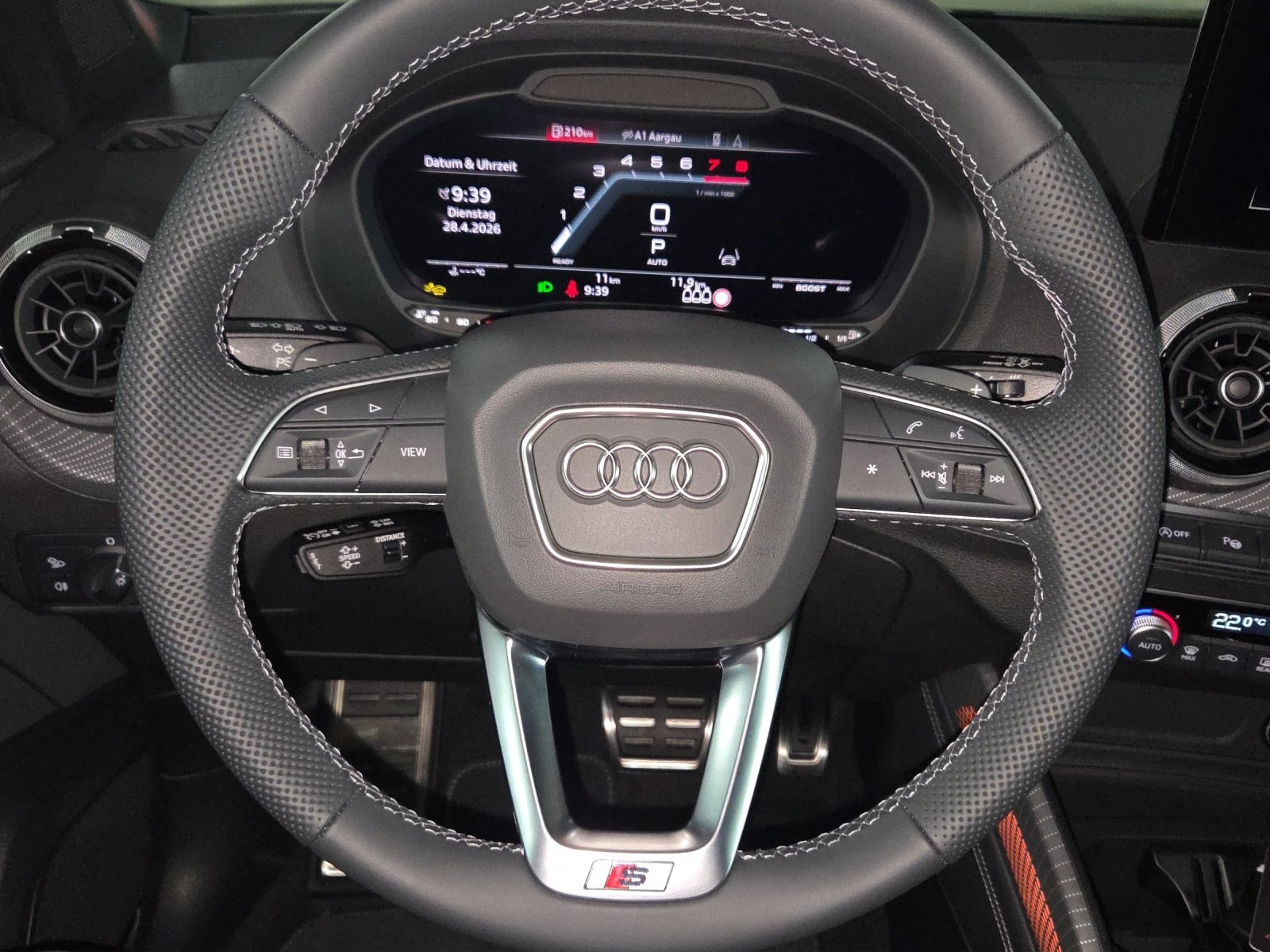 AUDI SQ2 TFSI quattro S-tronic, Petrol, New car, Automatic - 6