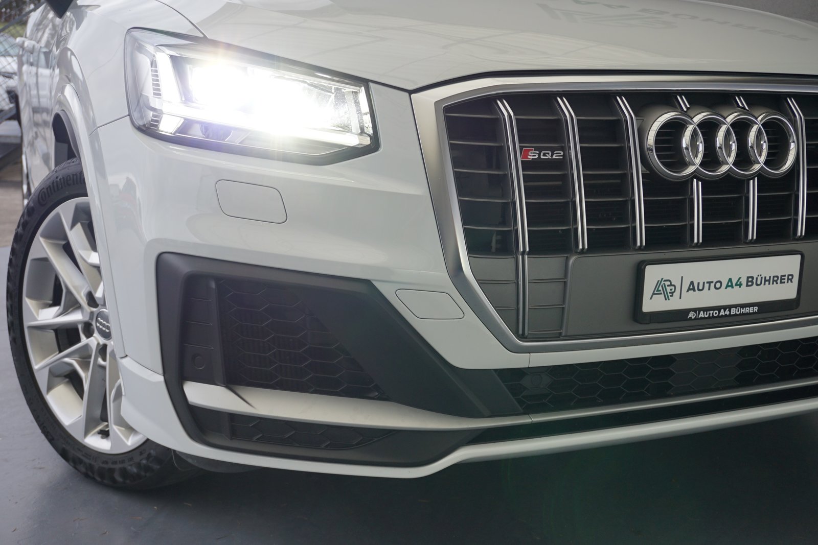 AUDI SQ2 TFSI quattro, Petrol, Second hand / Used, Automatic - 3