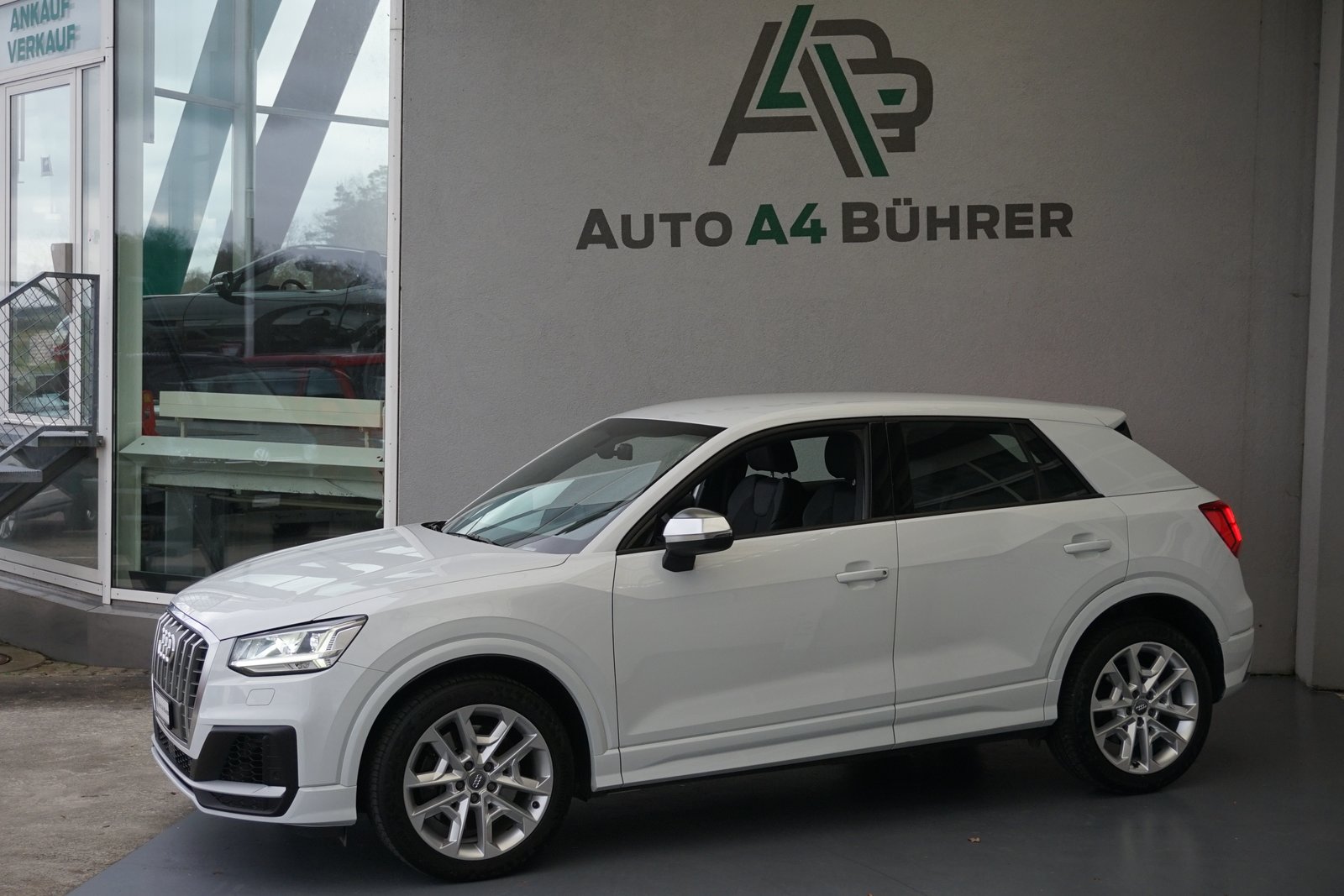 AUDI SQ2 TFSI quattro, Petrol, Second hand / Used, Automatic - 5