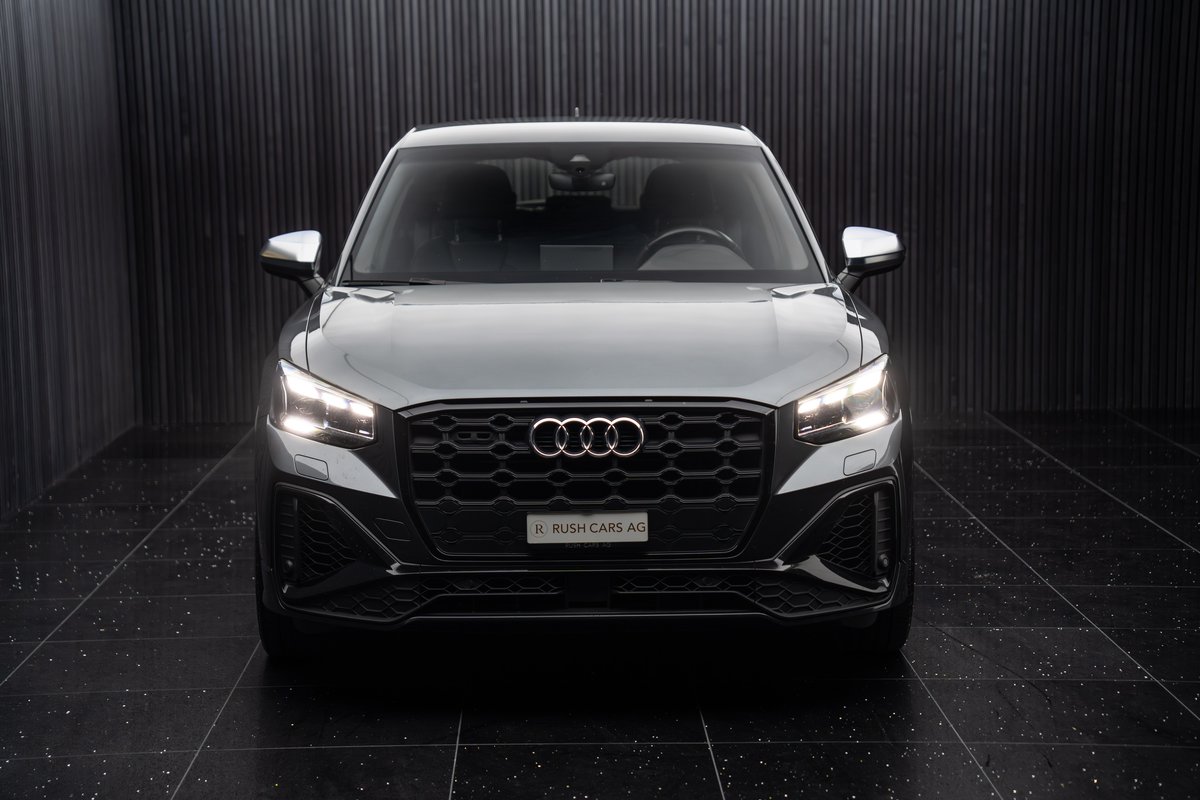AUDI SQ2 TFSI quattro S-tronic, Petrol, Second hand / Used, Automatic - 2